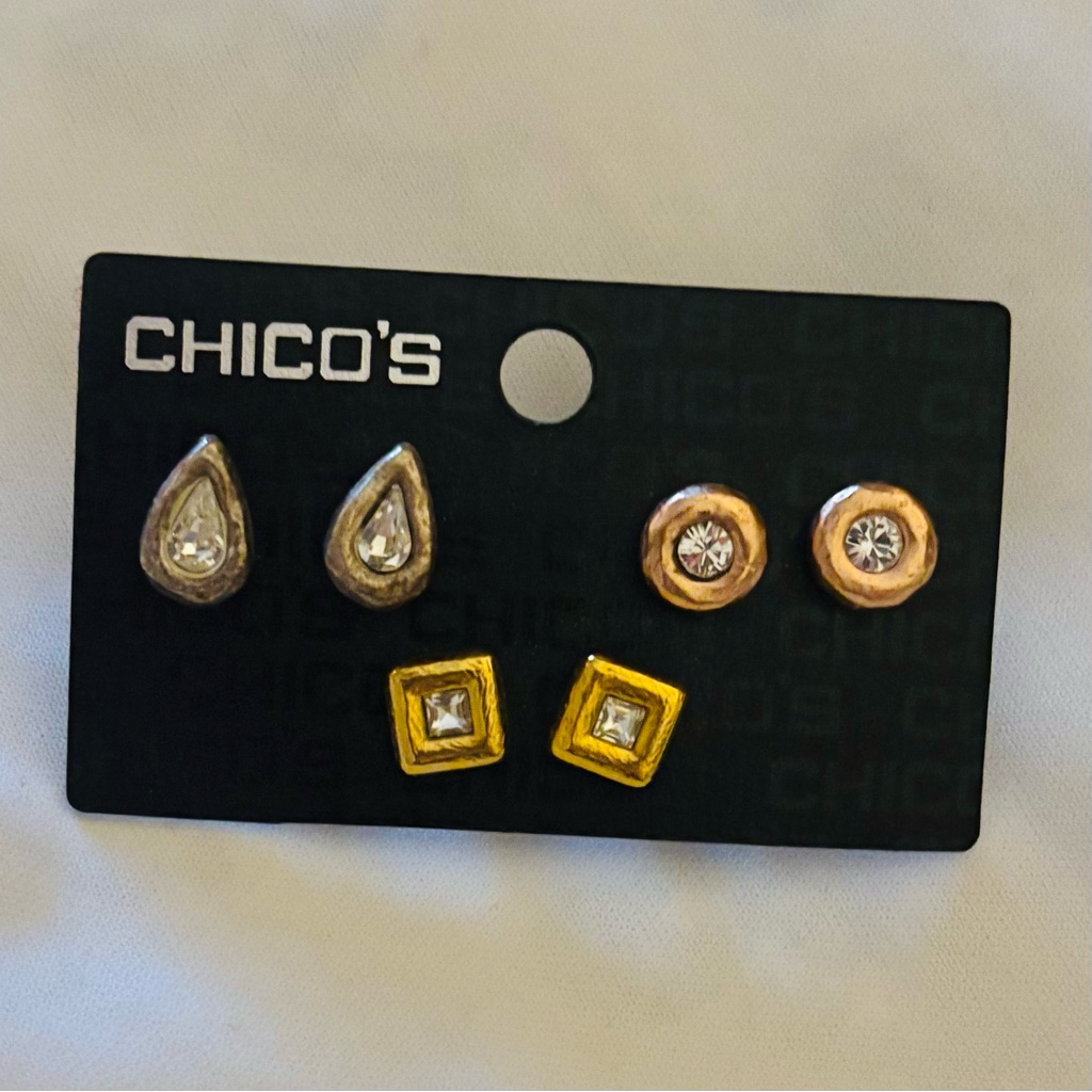 Chicos Stud Pierced Earrings Mixed Metal Finishes WClear Crystal Accents 20$